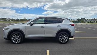 2019 Mazda CX-5 - Thumbnail