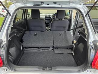 2022 Suzuki Swift - Thumbnail