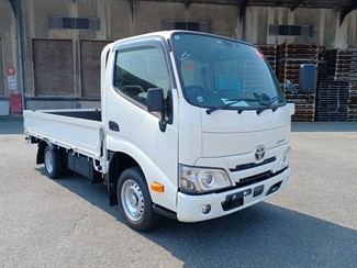 2025 Toyota DYNA - Thumbnail