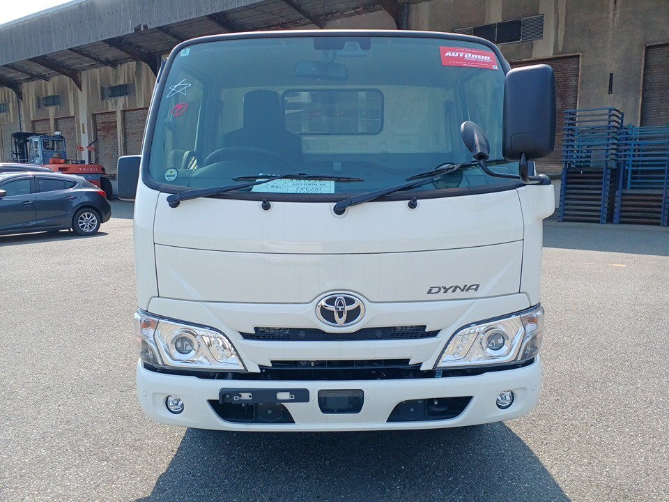 2025 Toyota DYNA