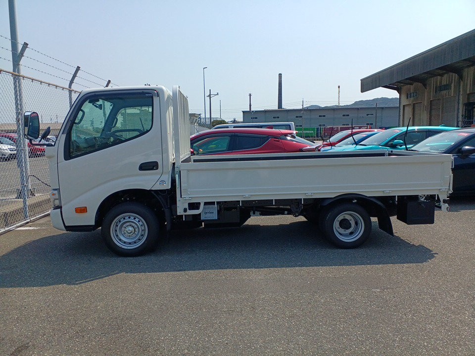 2025 Toyota DYNA
