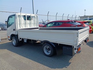 2025 Toyota DYNA - Thumbnail