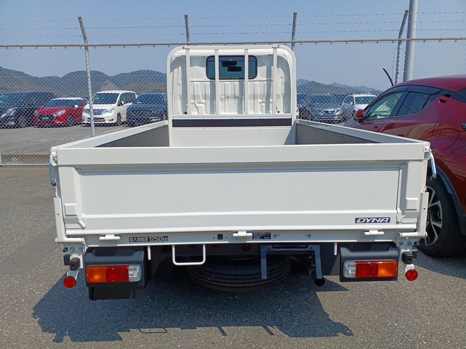 2025 Toyota DYNA