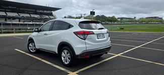 2017 Honda VEZEL - Thumbnail