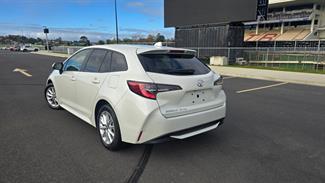 2020 Toyota COROLLA - Thumbnail
