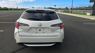 2020 Toyota COROLLA - Thumbnail