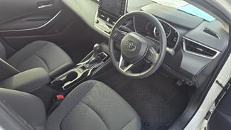 2020 Toyota COROLLA - Thumbnail
