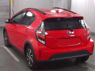 2017 Toyota Aqua - Thumbnail