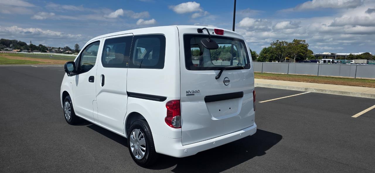 2026 NISSAN NV200