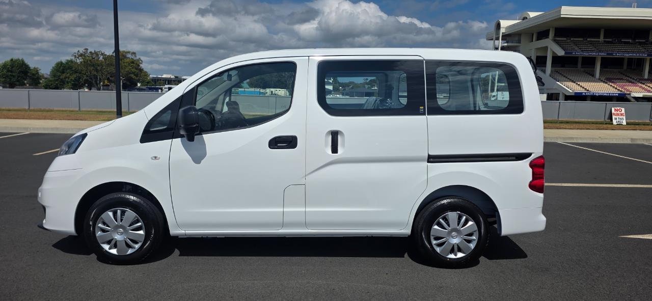 2026 NISSAN NV200
