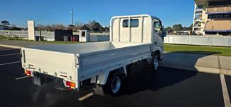 2025 Toyota DYNA - Thumbnail