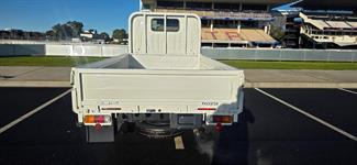 2025 Toyota DYNA - Thumbnail