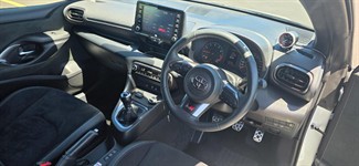 2021 Toyota Yaris - Thumbnail