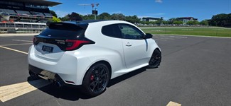 2021 Toyota Yaris - Thumbnail