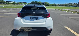 2021 Toyota Yaris - Thumbnail