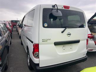 2021 Nissan NV200 - Thumbnail