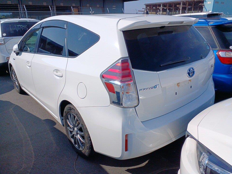 2017 Toyota PRIUS