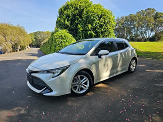 2019 Toyota Corolla - Thumbnail