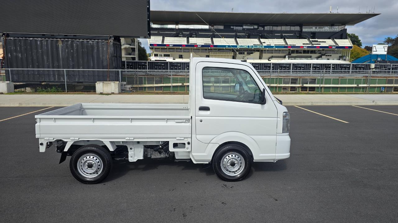 2023 Suzuki Carry