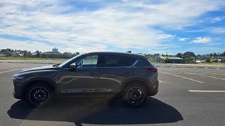 2018 Mazda CX-5 - Thumbnail