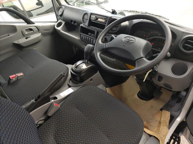 2025 Toyota DYNA