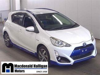 2015 Toyota Aqua - Thumbnail