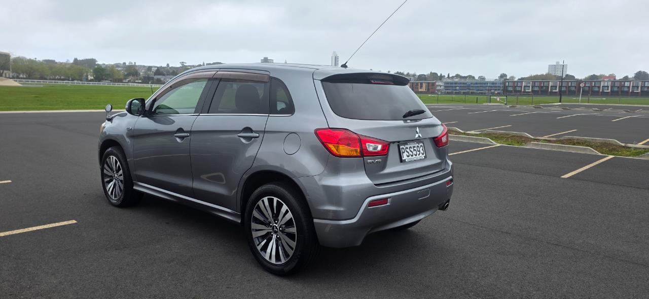 2011 Mitsubishi RVR