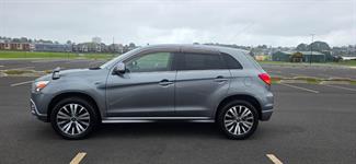 2011 Mitsubishi RVR - Thumbnail